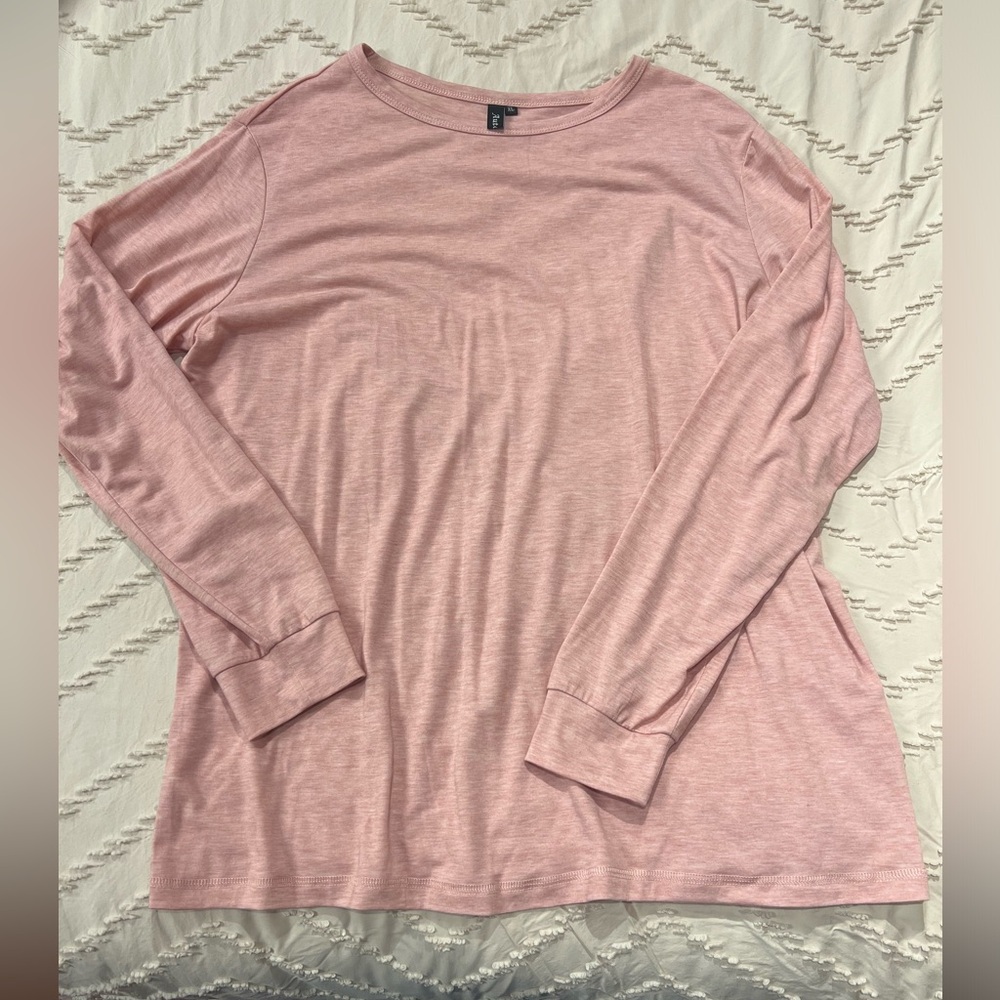 Long sleeve tee